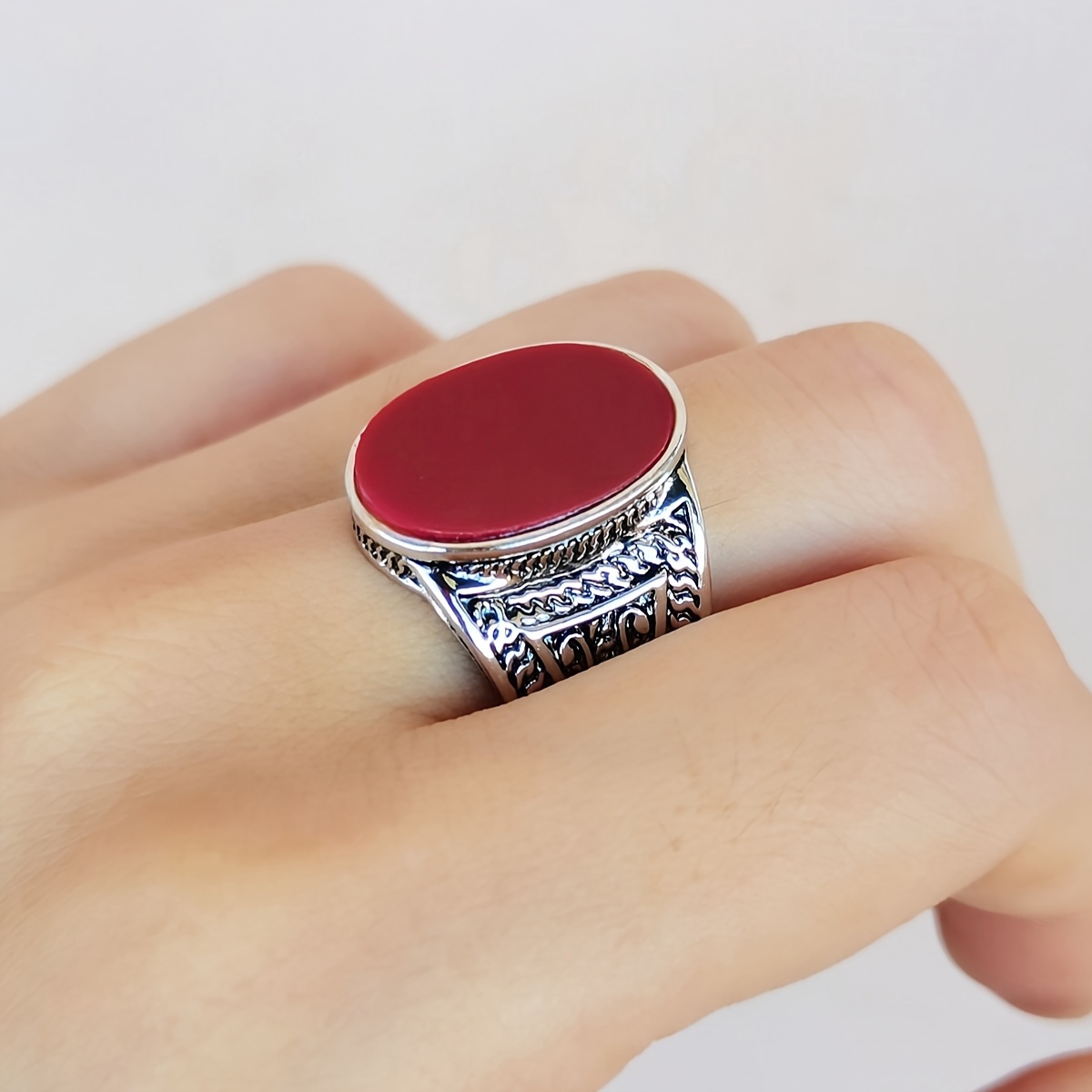 Vintage Style Faux Ruby Ring Wedding Band Alloy Resin Inlay